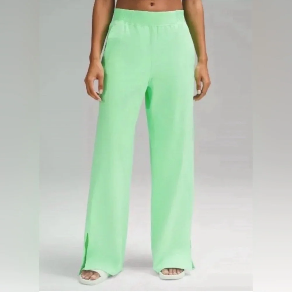 WNS Lululemon Stretch Woven Wide-Leg High Rise Pants Bright Green Size Large